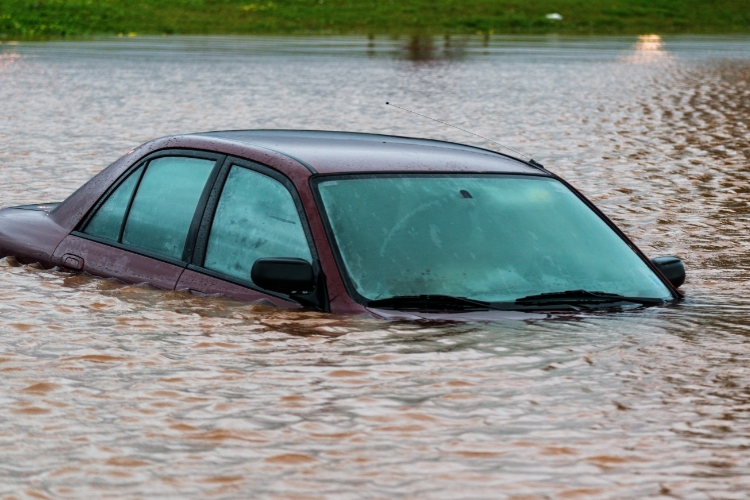 What to Do If Car Floods