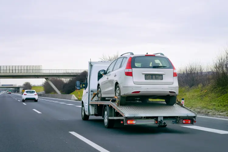 4. What Are the Pros of Long-Distance Car Towing