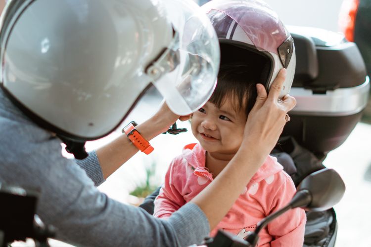 How to Size a Motorcycle Helmet