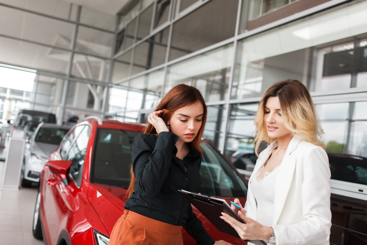 Discussing online car purchase options