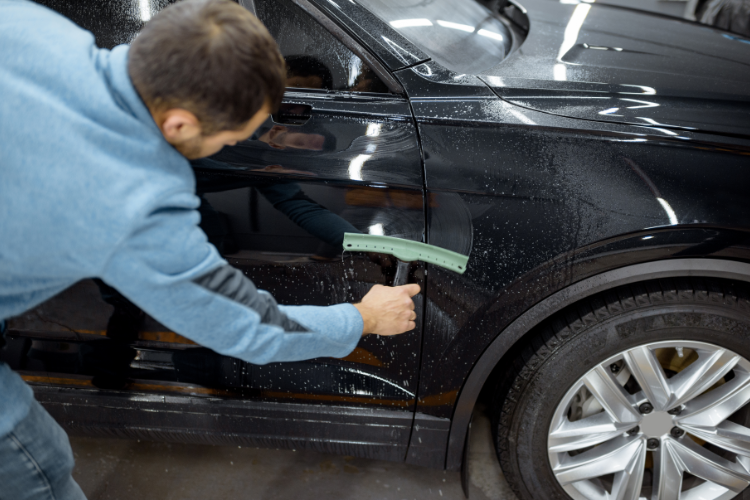 Cleaning Car Exterior Glass During Detailing