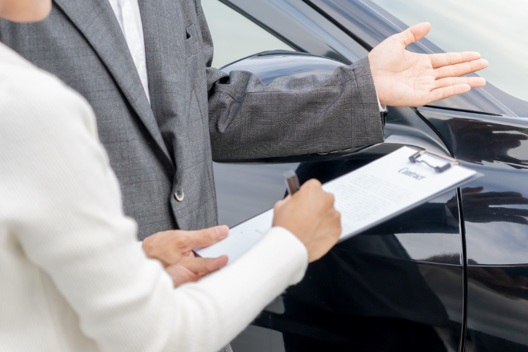 Signing Car Bill Of Sale Document